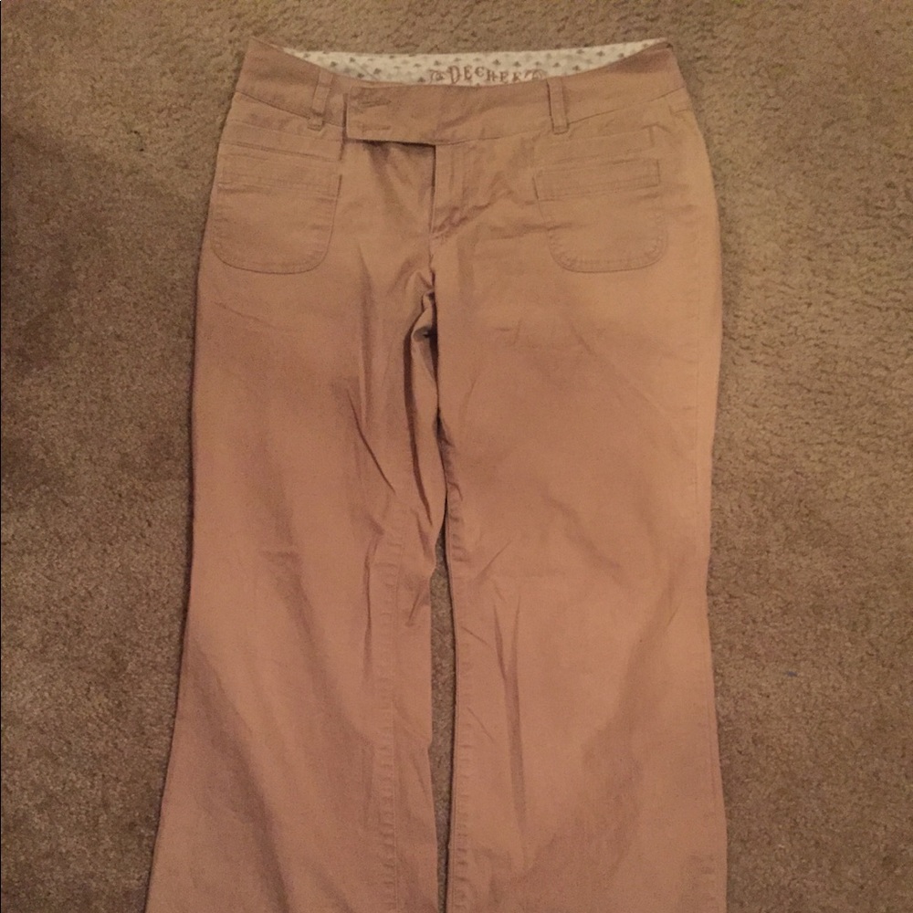 Khaki pants